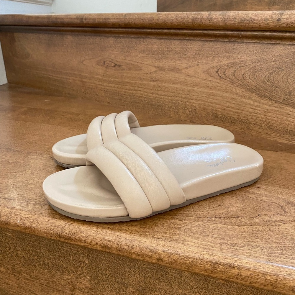 Seychelles Tan Low Key Slide Sandals